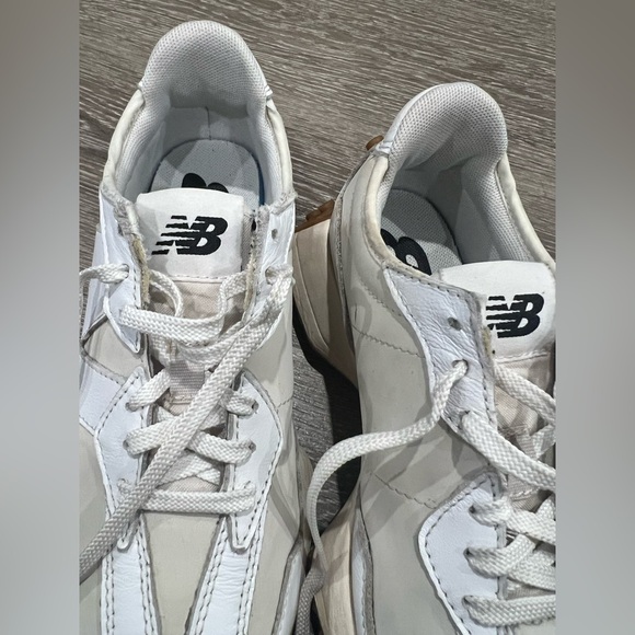 New Balance Women's 327 ‘Moonbeam Gum’ Classic Trainer Sneakers, 5.5 Medium US - Picture 3 of 8